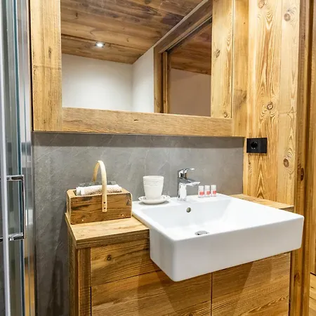 Hellochalet - Casa Val - Your Walking Distance 瓦托内切