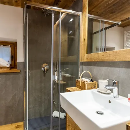 Nyaraló Hellochalet - Casa Val - Your Walking Distance *