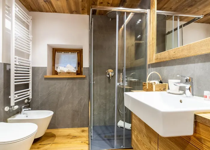 Hellochalet - Casa Val - Your Walking Distance Holiday home Valtournenche