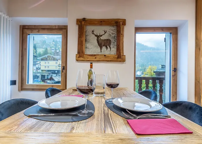Hellochalet - Casa Val - Your Walking Distance Holiday home *